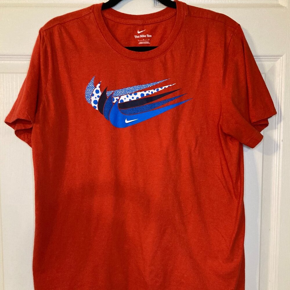 Nike Men's Sportswear Red Multi Swoosh Graphic The Nike Tee - Size L